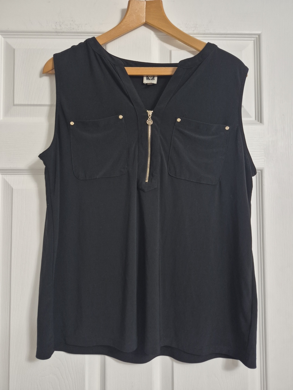 Anne Klein Black Sleeveless Zip-Pocket Tank